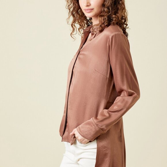 MYSTREE Satin Bronze Pleated Back Tunic Blouse | Longline Button Front Top - Picture 3 of 6